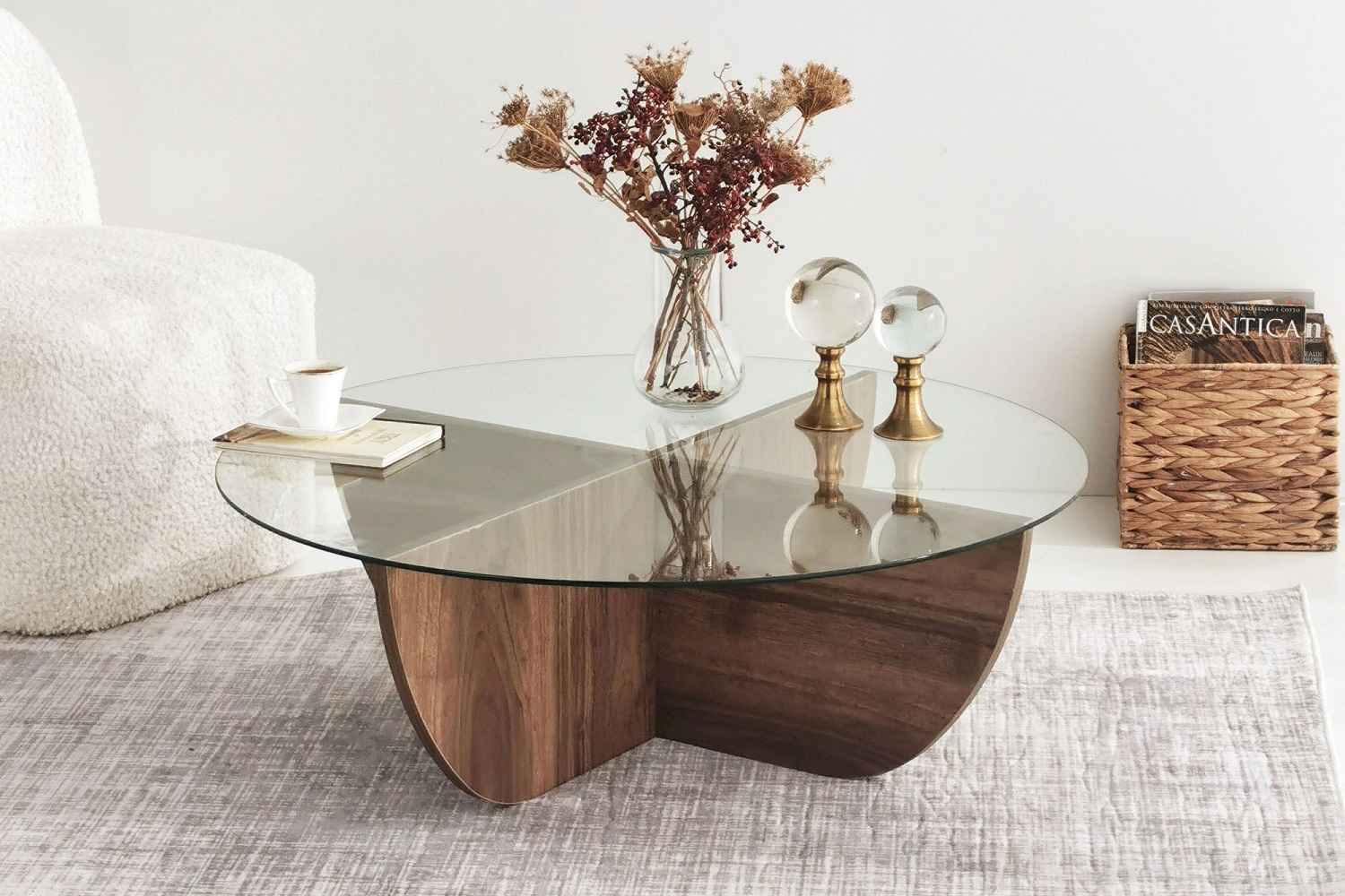 Sofahouse Designový konferenční stolek Balesego 90 cm vzor ořech